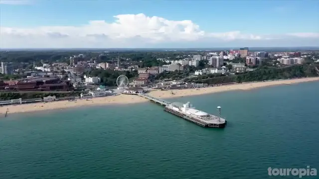 'Video thumbnail for 10 Best Places to Visit in England - Travel Video (720p 24fps)'