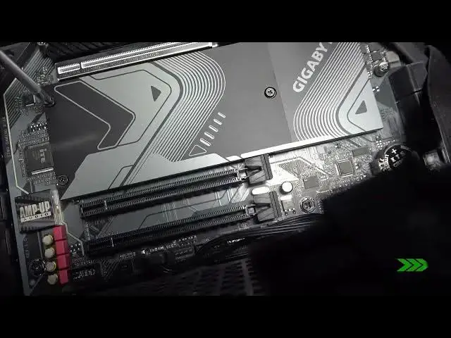 'Video thumbnail for How To Remove PCIE Slot Radiators From Gigabyte Motherboard | Get Access To NVME SSD Slots'