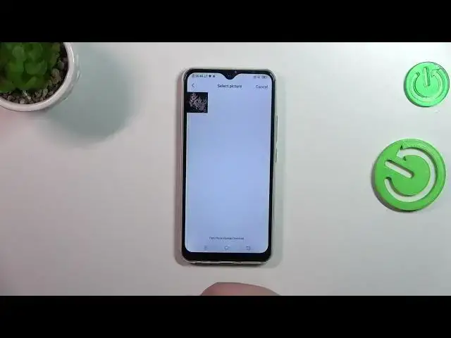 'Video thumbnail for How to Add a Custom Picture to the Specific Contact on VIVO Y17'