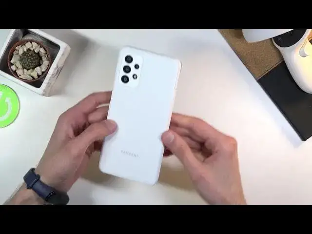 'Video thumbnail for Samsung View Cover for Samsung Galaxy A32 - Original White Samsung Case Review (Smart S View Cover)'