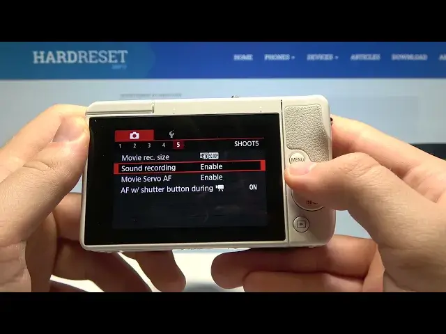 'Video thumbnail for How to Enable or Disable Servo AF on Canon EOS M10 - Activate Continues Auto Focus on Canon Camera'