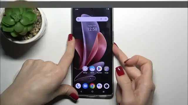'Video thumbnail for How to Change Lock Screen Wallpaper in VIVO T2 Pro – Adjust Lock Screen Wallpaper'