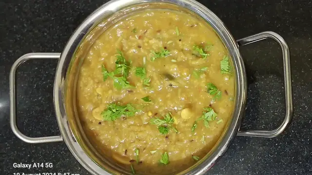 'Video thumbnail for Receipe of Dal Khichdi/ Simple, easy and Healthy Dal Khichdi'