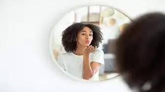 'Video thumbnail for ☯ AUGMENTEZ VOTRE AMOUR-PROPRE : 8 FAÇONS D'ÊTRE BON AVEC VOUS MÊME'