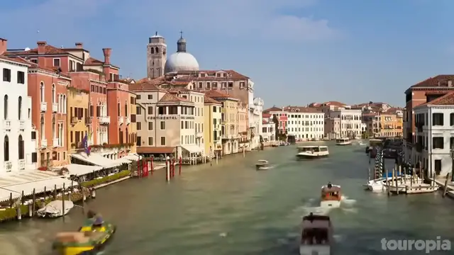 'Video thumbnail for 25 Top Tourist Attractions in Europe - Travel Video (720p 30fps)'