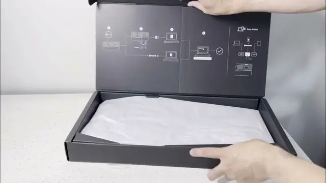 'Video thumbnail for Logitech Ergo K860 Ergonomic Keyboard Quick Unboxing'