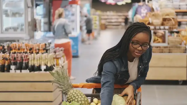 'Video thumbnail for Smart Strategies: Saving Money at the Grocery Store'