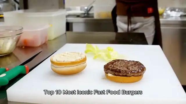 'Video thumbnail for 10 ICONIC FAST FOOD BURGERS'