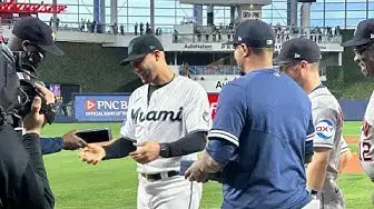 'Video thumbnail for Yuli Gurriel recibe su anillo de Serie Mundial 2022'