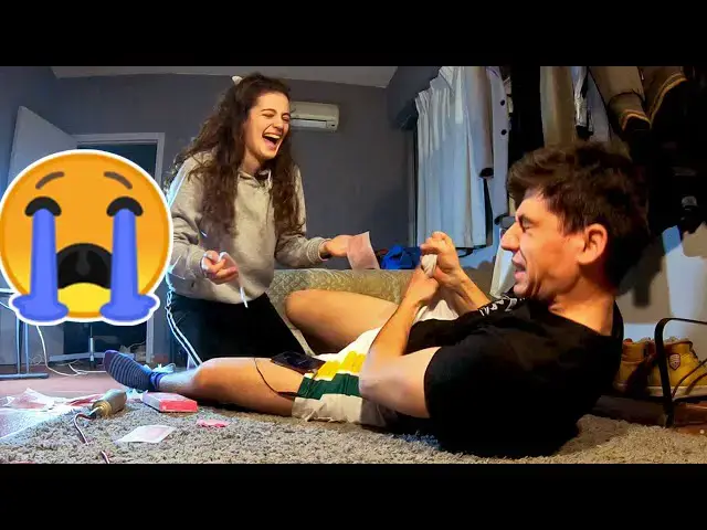 'Video thumbnail for GIRLFRIEND PAINFULLY WAXES MY BODY HAIR!!'
